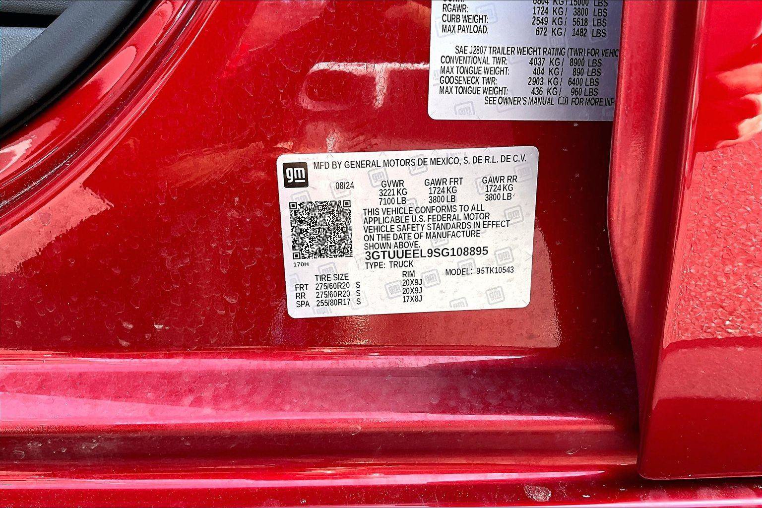 Used 2025 GMC Sierra 1500 AT4 w/ AT4 Premium Package AWD/4WD image 35