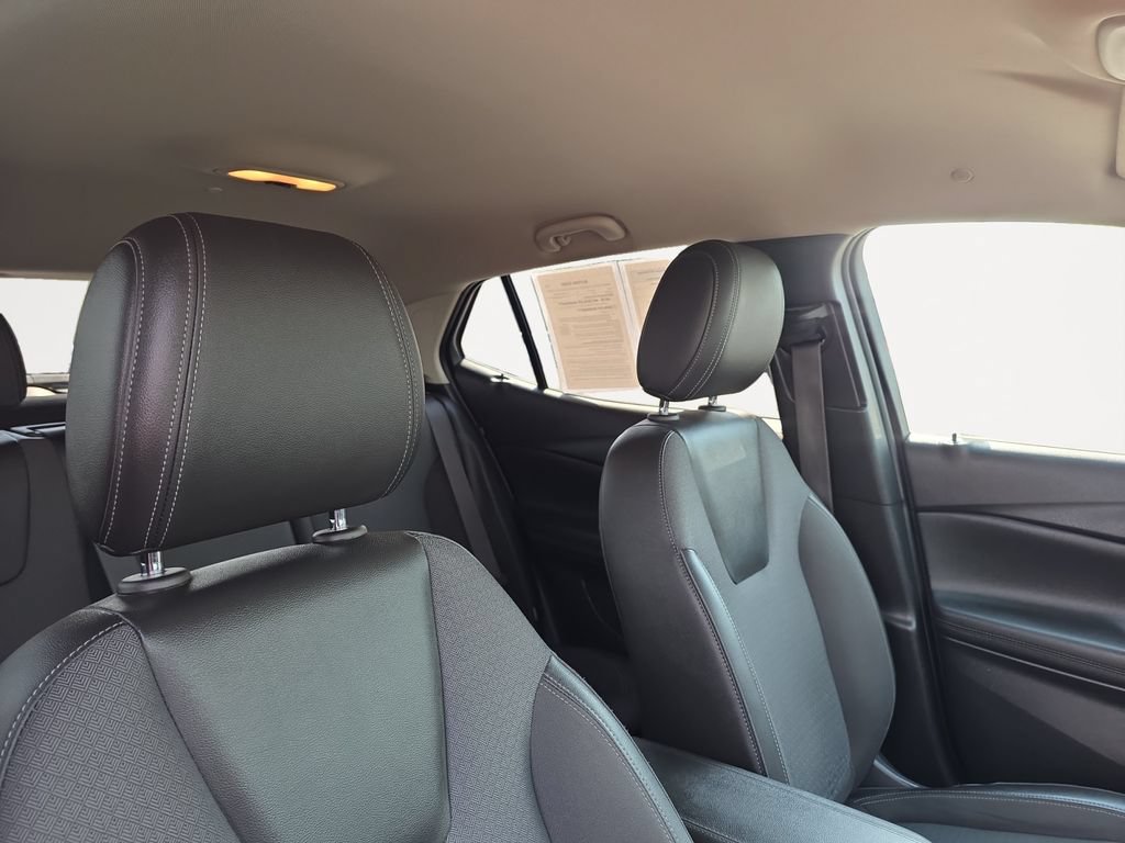 Used 2024 Buick Encore GX Preferred FWD image 11