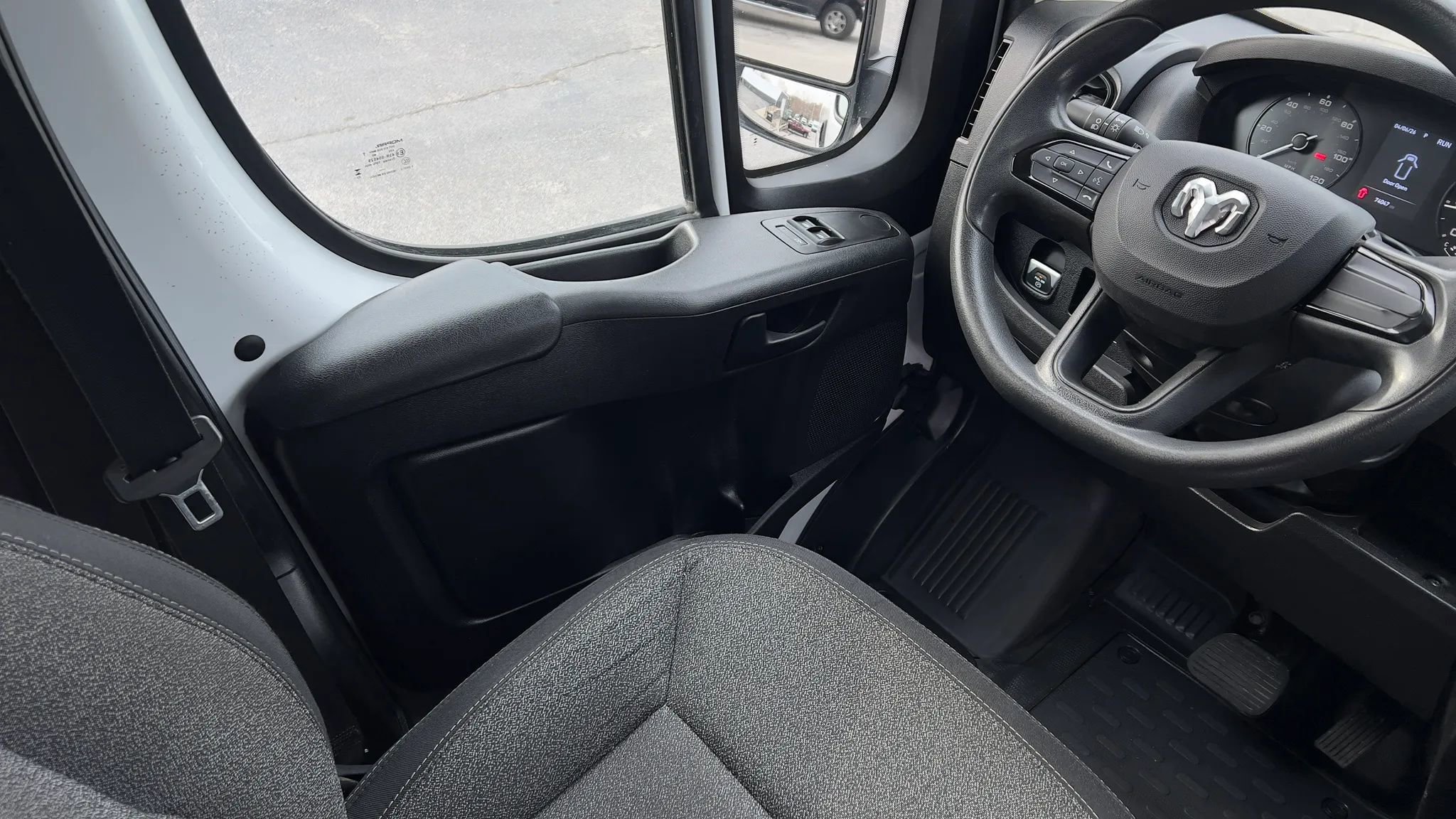 Used 2023 RAM ProMaster 2500 FWD image 25