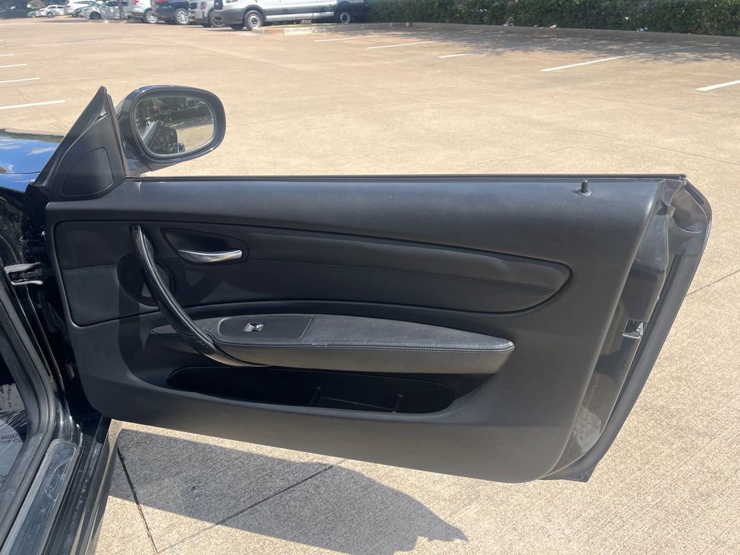 Used 2010 BMW 135i Convertible w/ Premium Pkg image 18