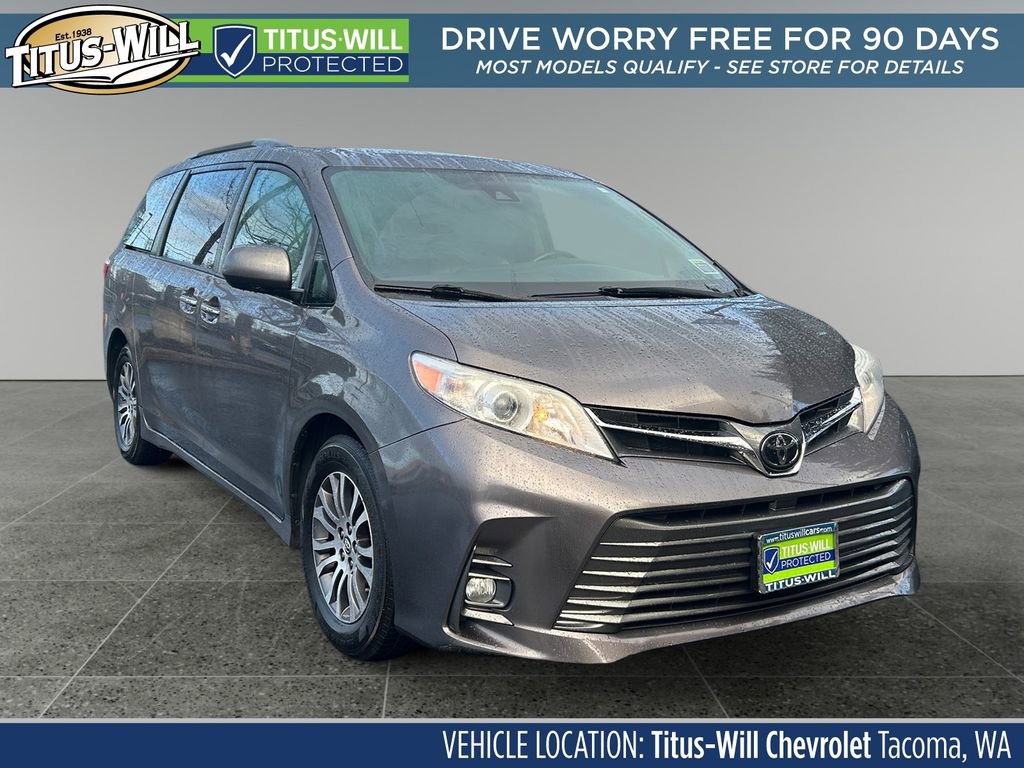 Used 2019 Toyota Sienna XLE FWD image 1