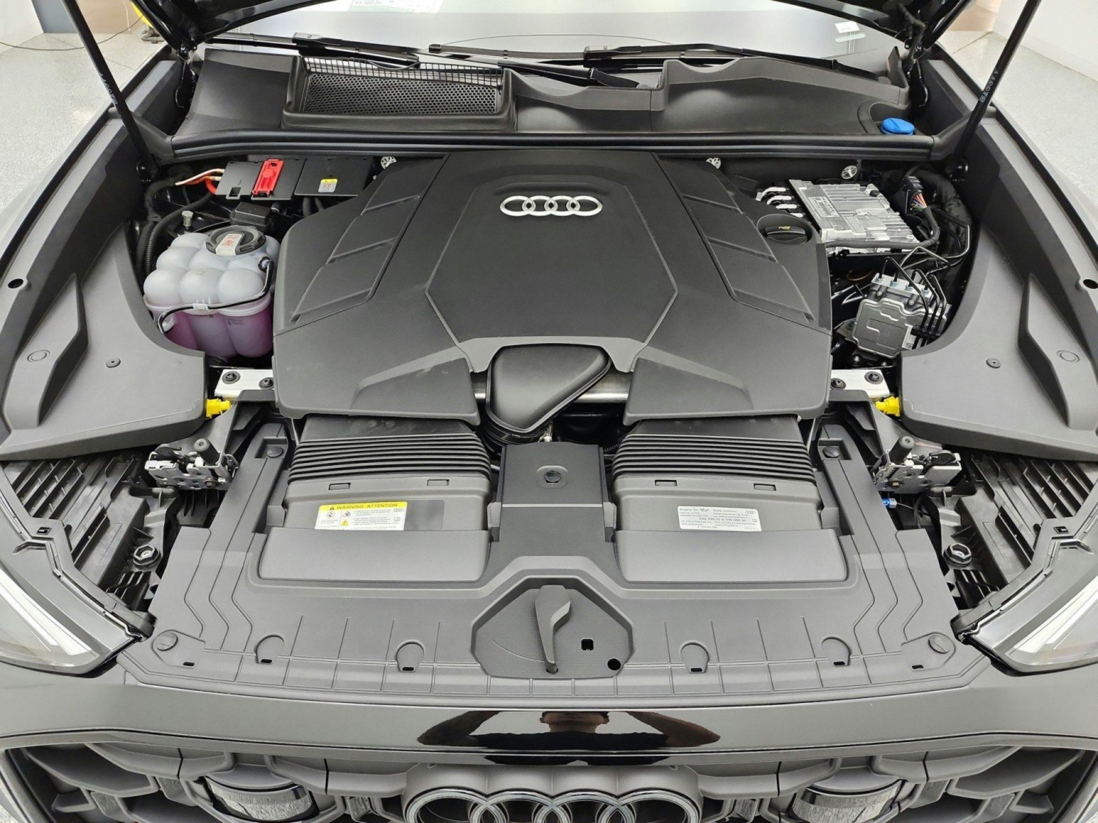 New 2026 Audi Q8 Premium Plus AWD/4WD image 12