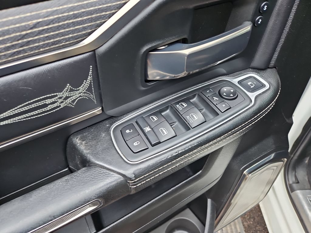 Used 2019 RAM 2500 Limited AWD/4WD image 12