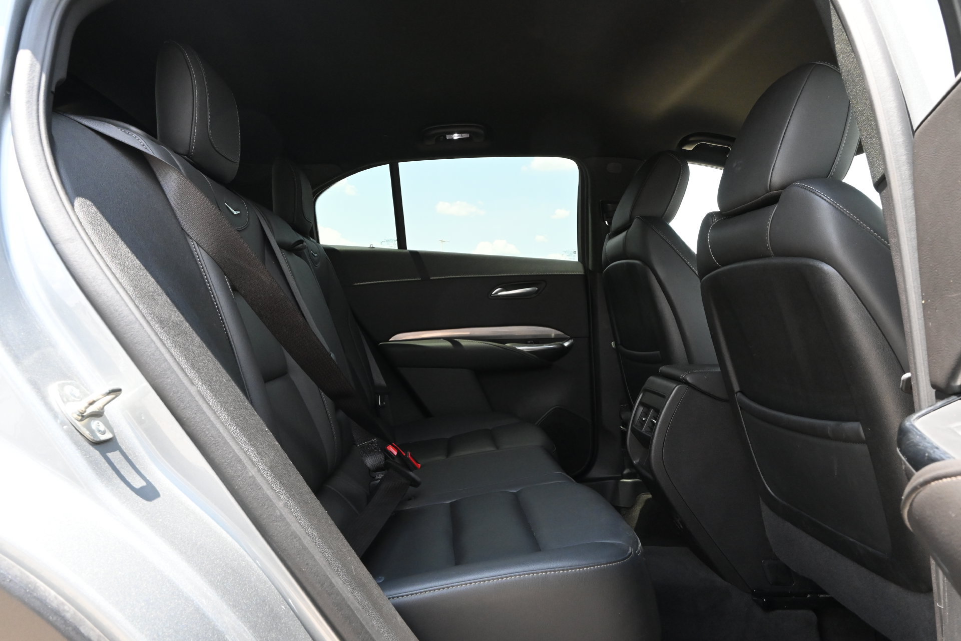Certified 2025 Cadillac XT4 Premium Luxury FWD image 20