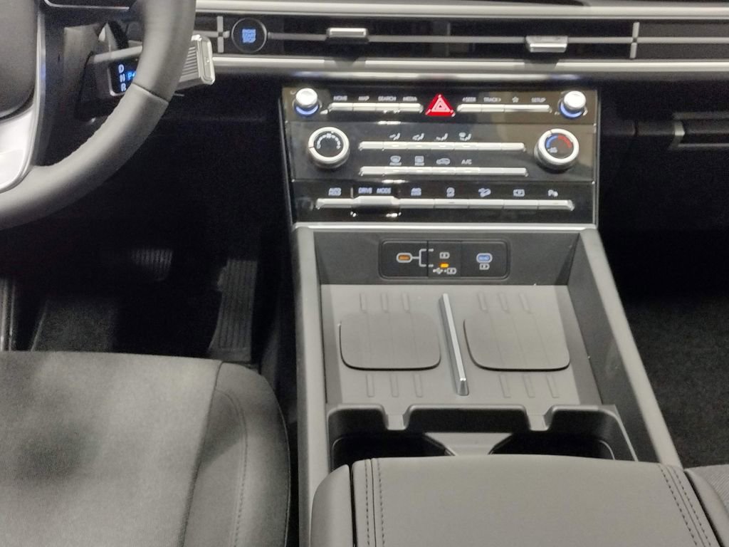 New 2026 Hyundai Santa Fe SE image 38