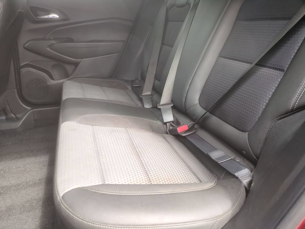 Used 2024 Chevrolet Trax LT FWD image 13
