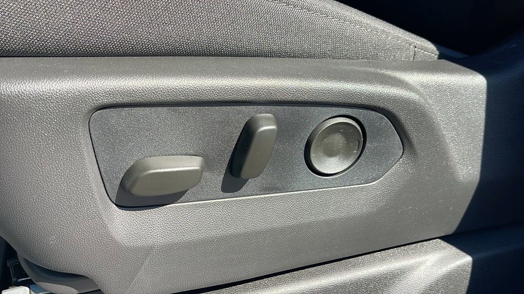 New 2026 GMC Sierra 1500 Elevation image 11