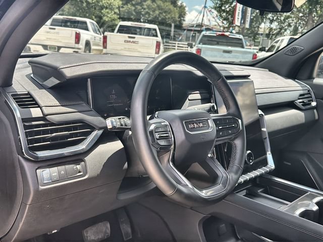 Certified 2025 GMC Acadia Elevation FWD image 10
