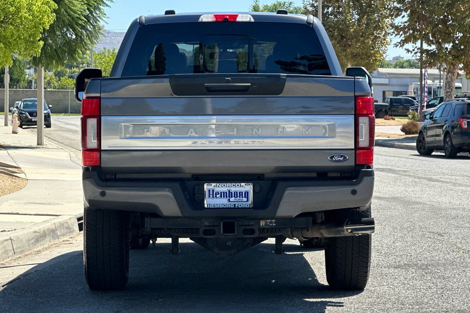 Used 2022 Ford F350 Platinum AWD/4WD image 5