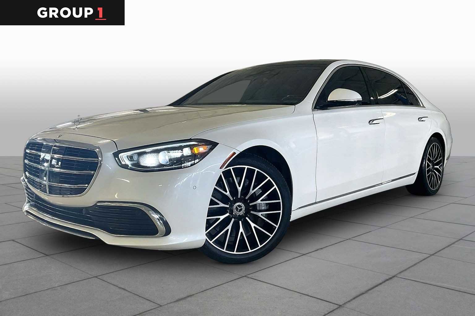 Used 2022 Mercedes-Benz S 580 4MATIC Sedan image 1