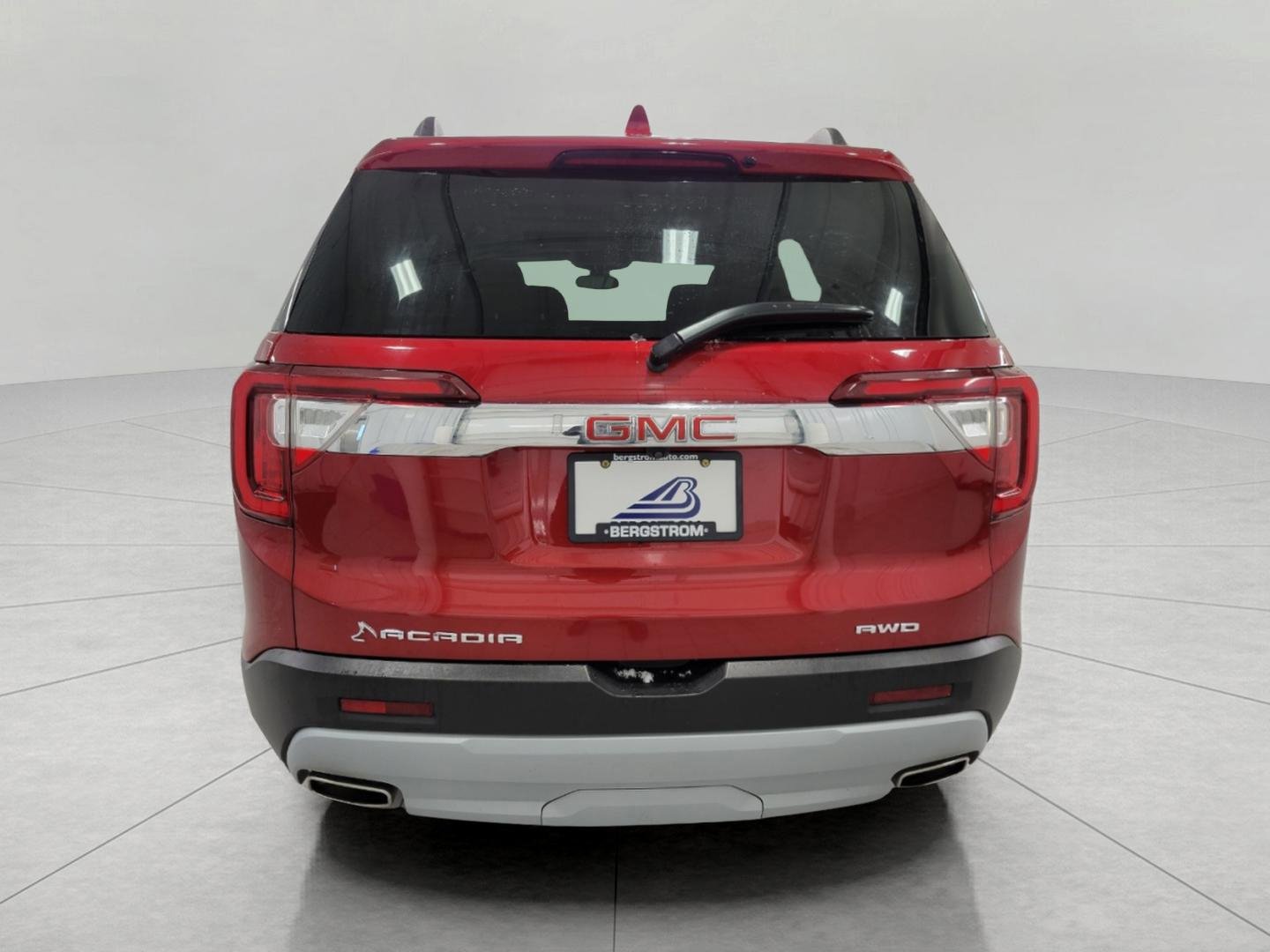 Certified 2023 GMC Acadia SLT w/ Trailering Package image 28