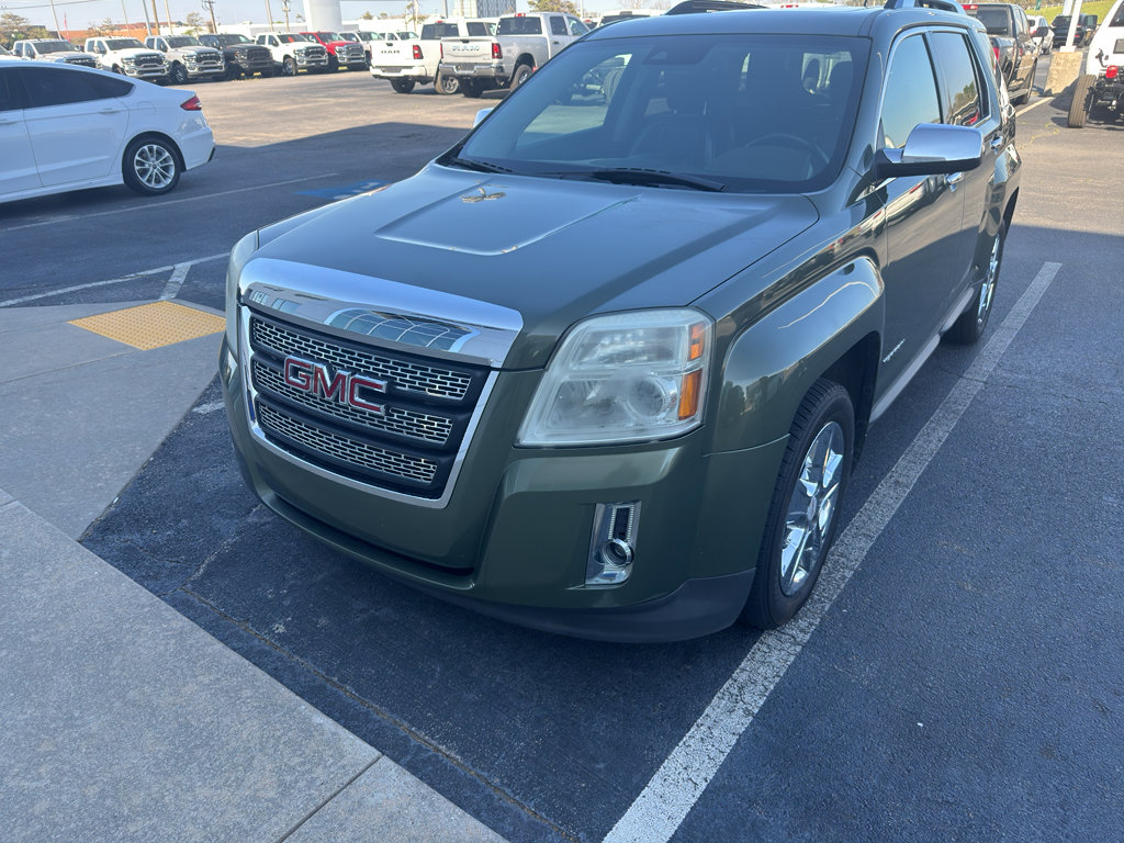 Used 2015 GMC Terrain SLT image 2