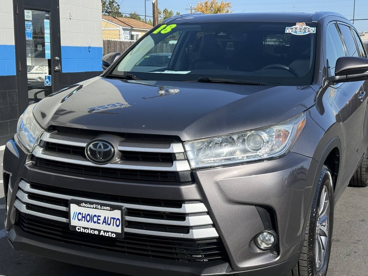 Used 2018 Toyota Highlander XLE FWD image 24