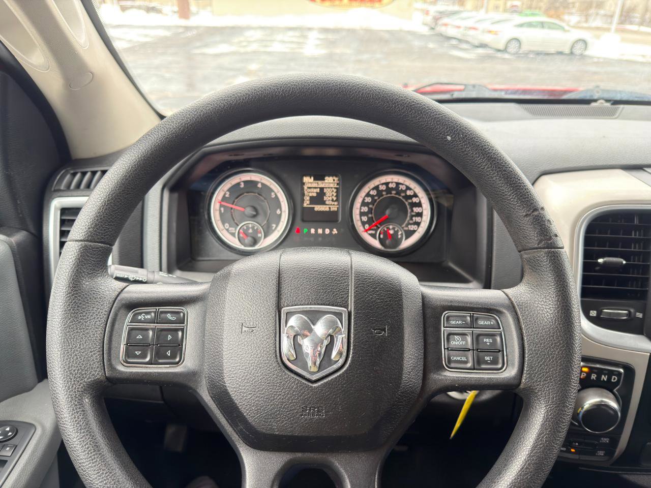 Used 2020 RAM 1500 Classic SLT image 32