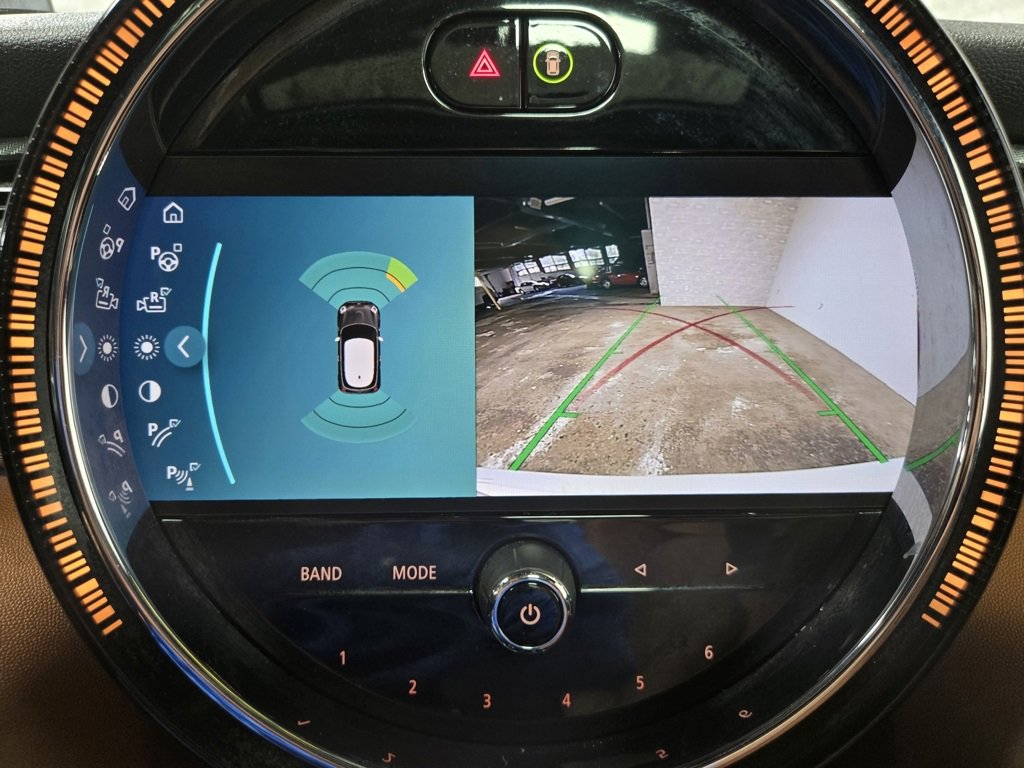 Used 2024 MINI Cooper SE image 24