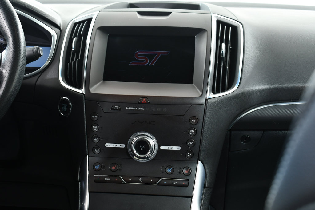 Used 2020 Ford Edge ST w/ Equipment Group 401A AWD/4WD image 9