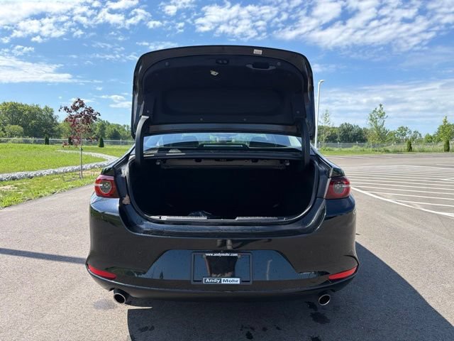 Used 2021 MAZDA MAZDA3 s FWD image 10