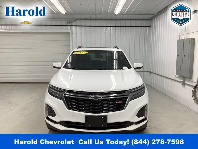 Used 2022 Chevrolet Equinox RS image 2