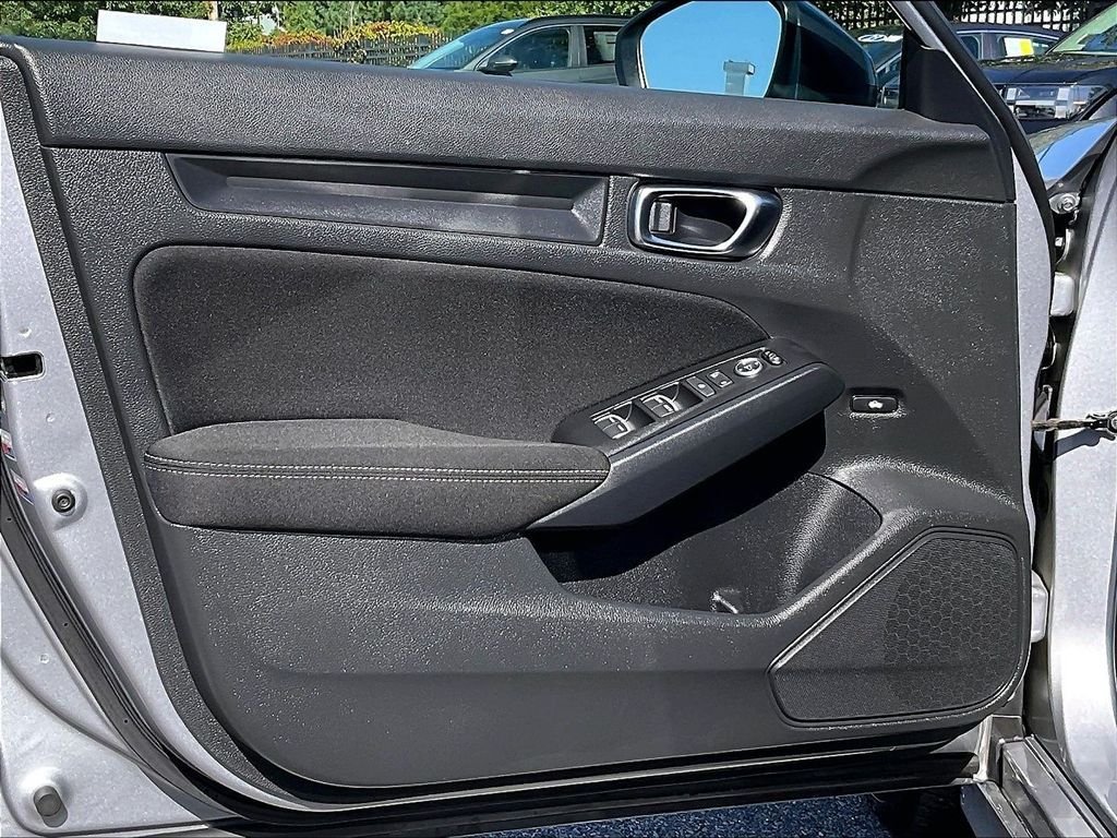 Used 2022 Honda Civic Sport image 9