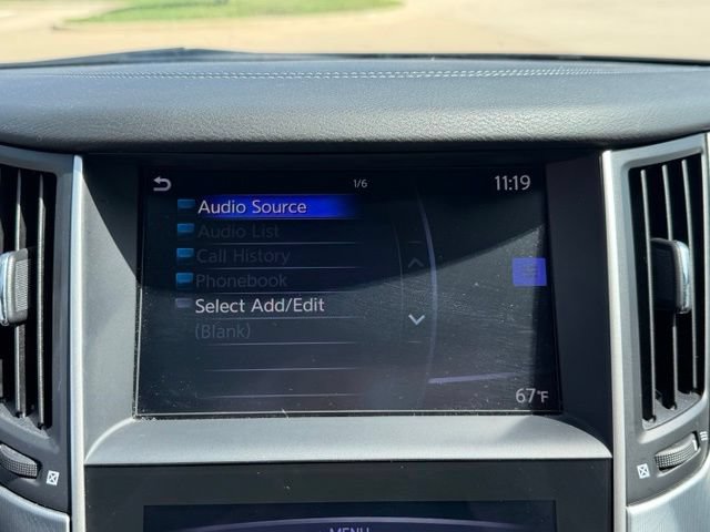 Used 2018 INFINITI Q60 2.0t w/ Moonroof Package RWD image 15