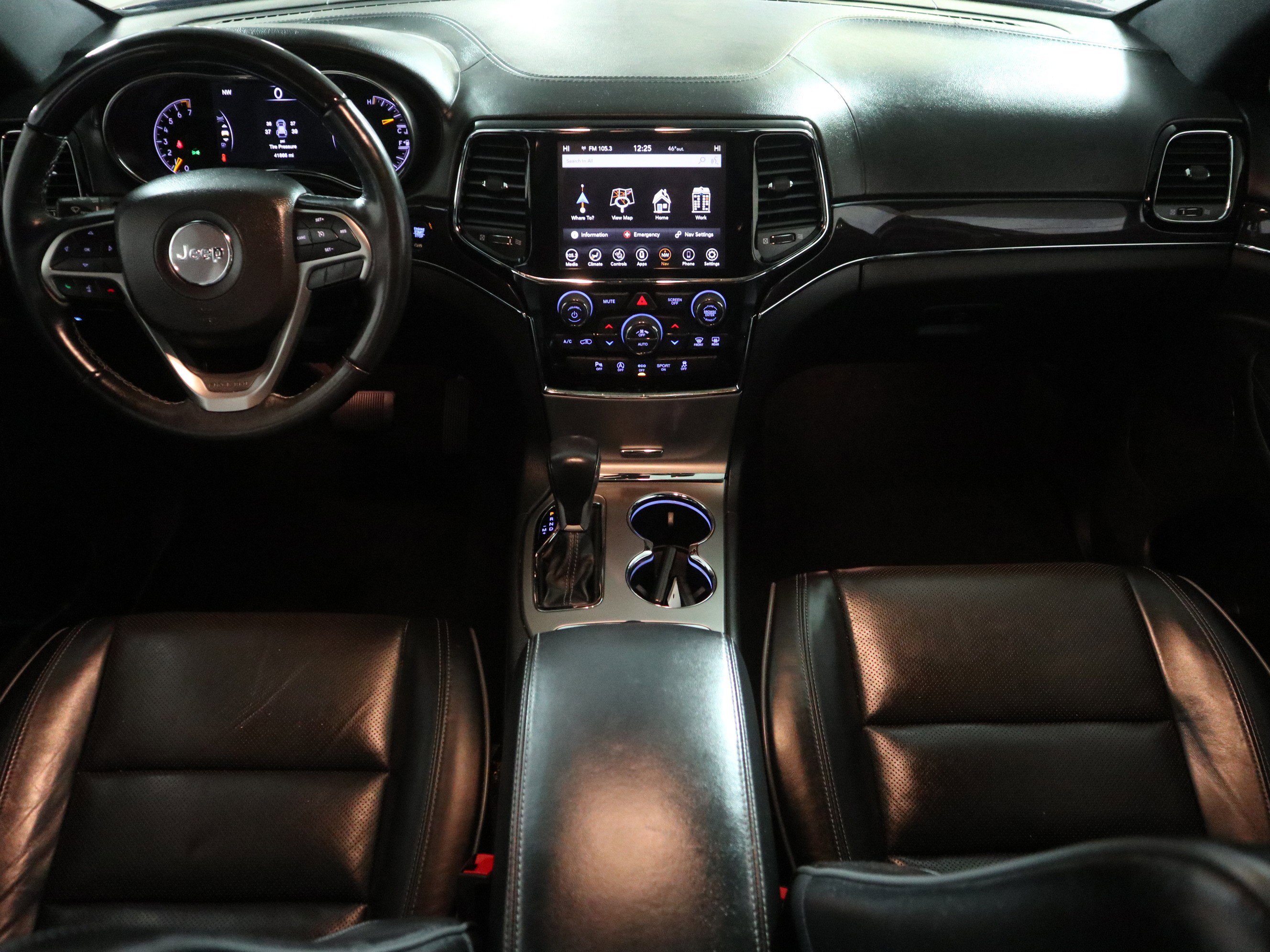 Used 2020 Jeep Grand Cherokee Overland image 15