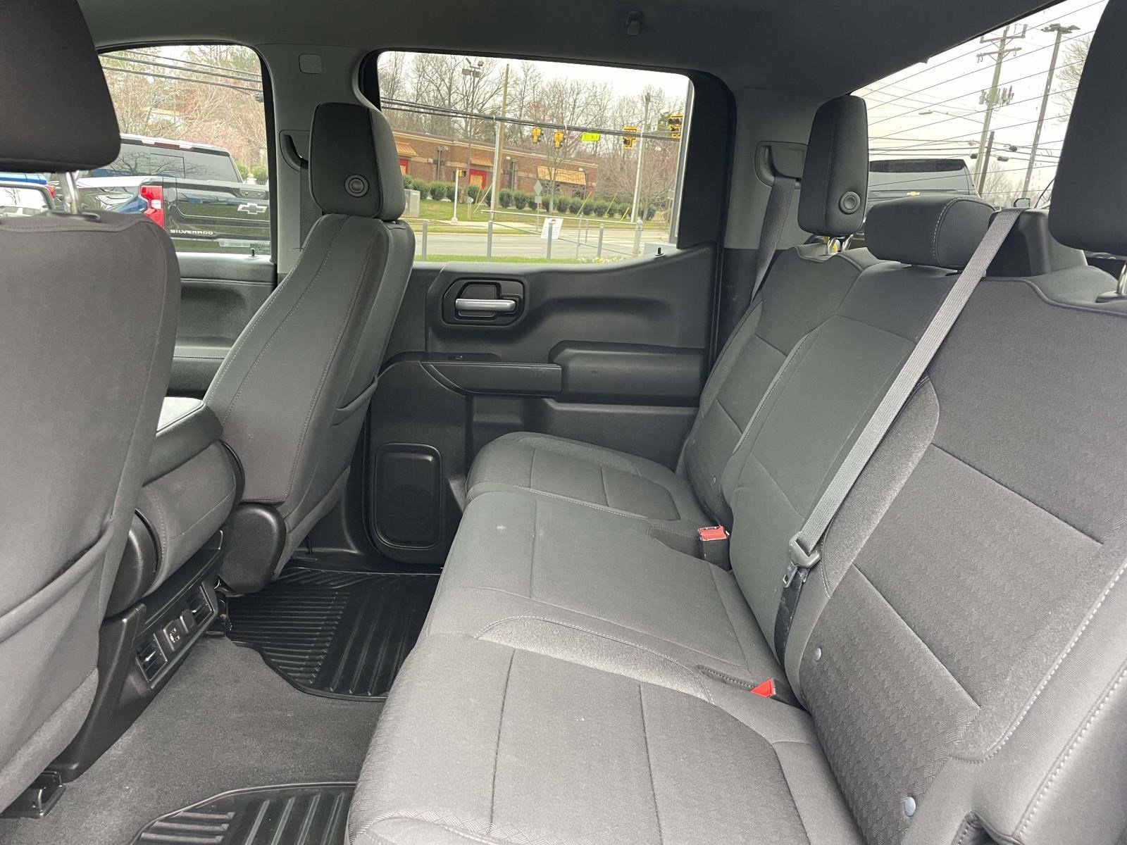 Used 2021 Chevrolet Silverado 1500 LT image 20