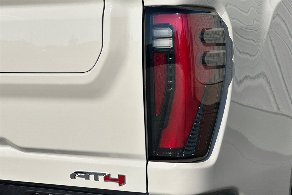 New 2026 GMC Sierra 2500 AT4 w/ AT4 Premium Plus Package image 7