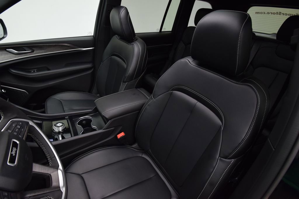 New 2026 Jeep Grand Cherokee Limited w/ Limited Altitude Package image 37