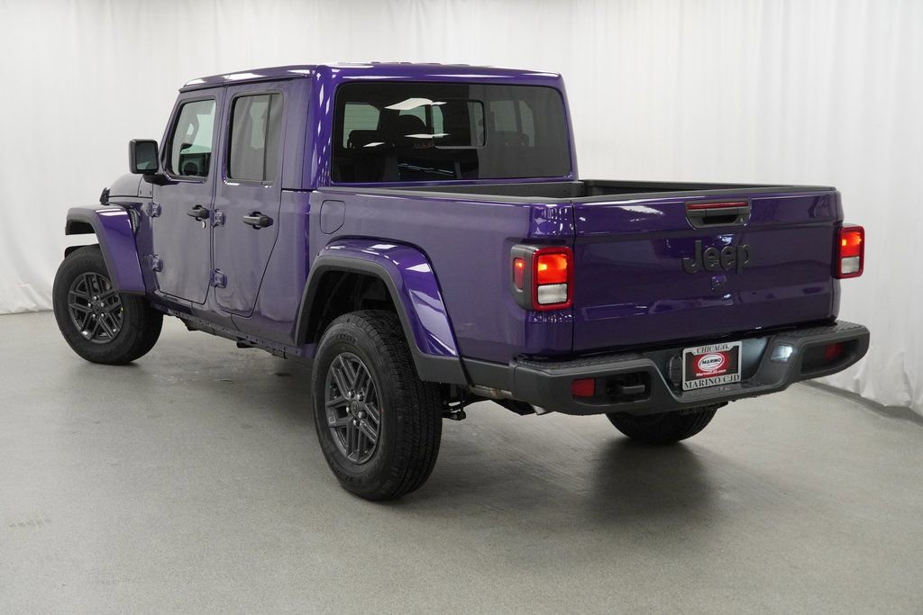 New 2026 Jeep Gladiator Sport image 13