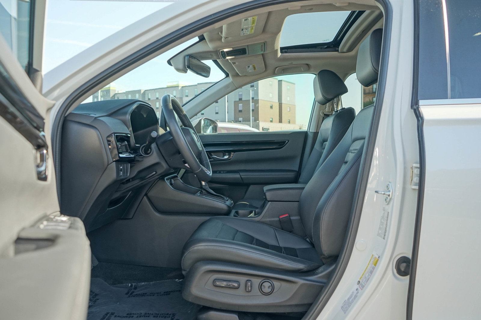 Used 2025 Honda CR-V EX-L image 13