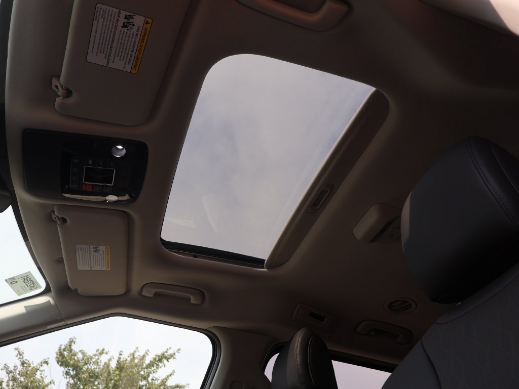 New 2027 Kia Carnival SX FWD image 36