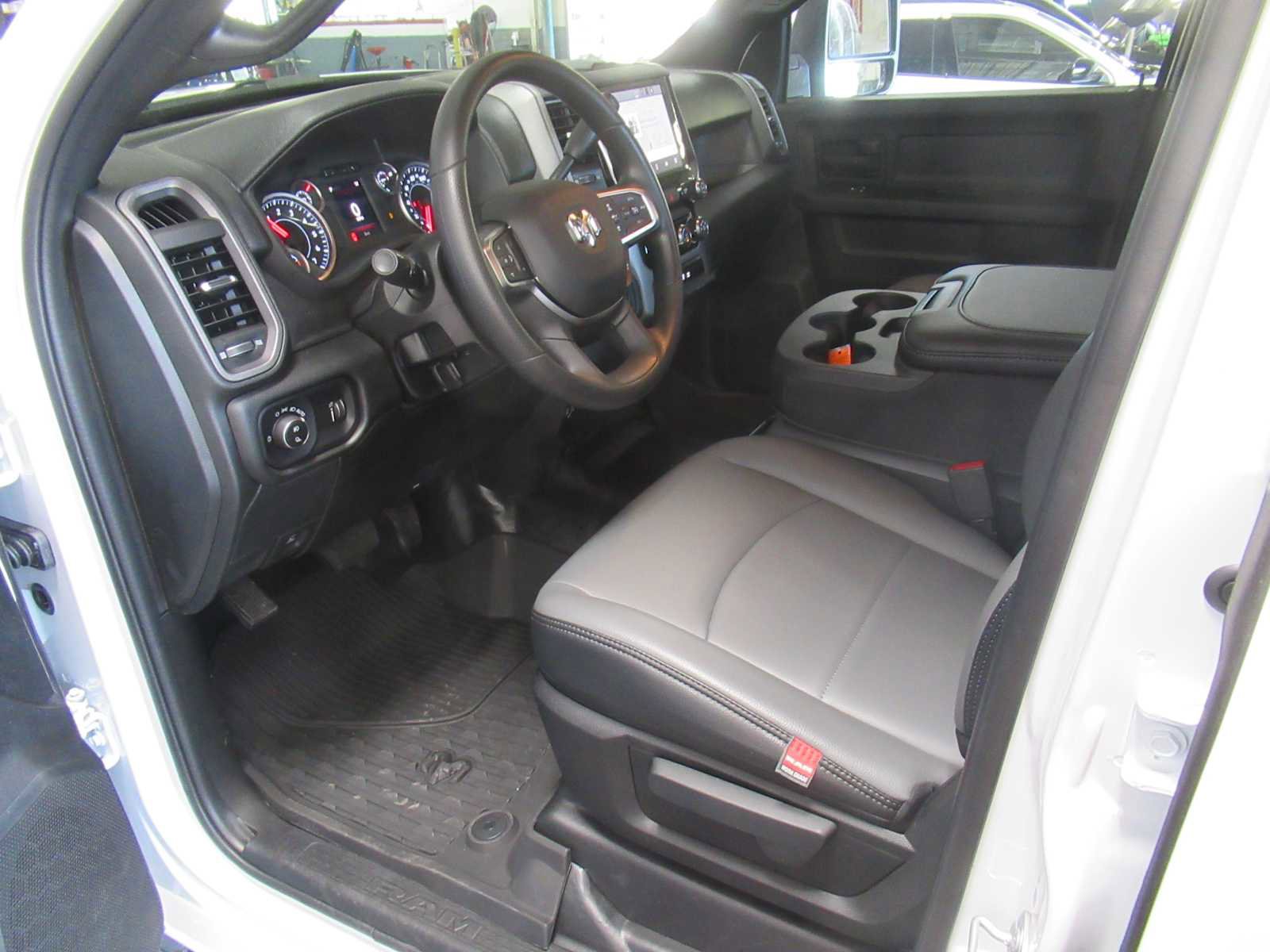 New 2026 RAM 2500 Tradesman w/ Chrome Appearance Group image 23