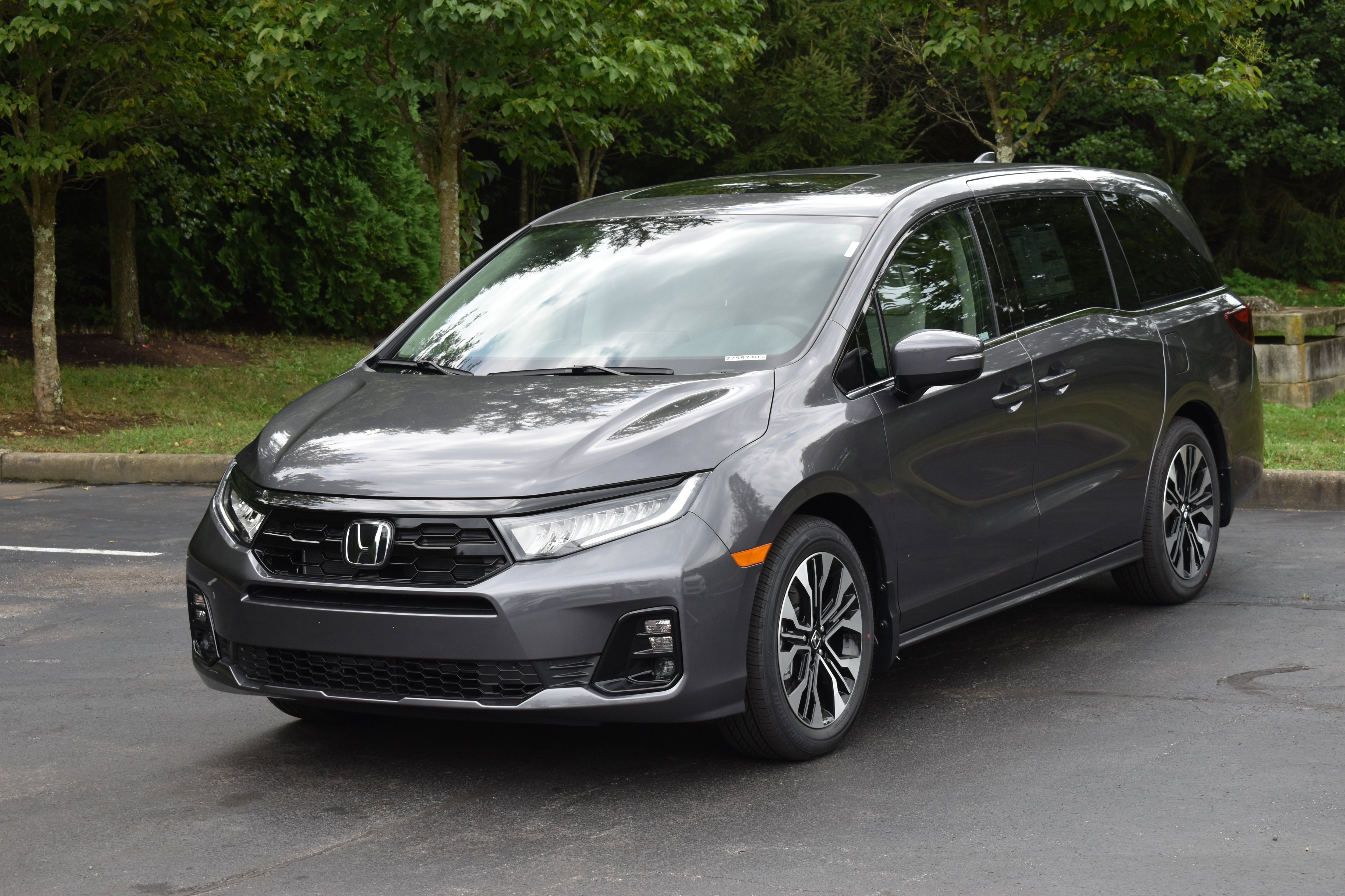 New 2026 Honda Odyssey Elite image 3