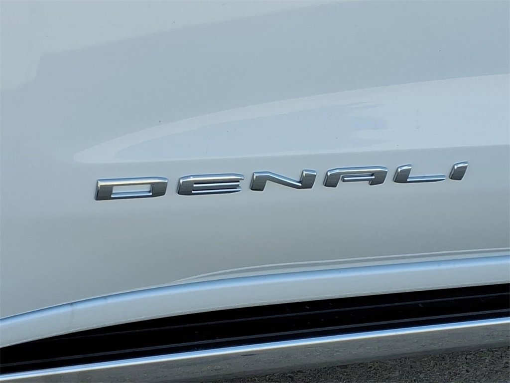 New 2026 GMC Sierra 1500 Denali w/ Denali Reserve Package image 11