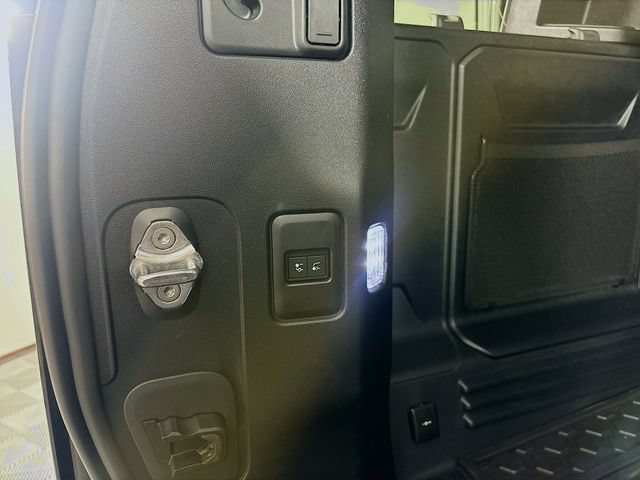 Used 2026 Land Rover Defender 110 S AWD/4WD image 24