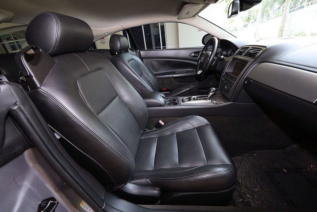 Used 2007 Jaguar XKR R image 30