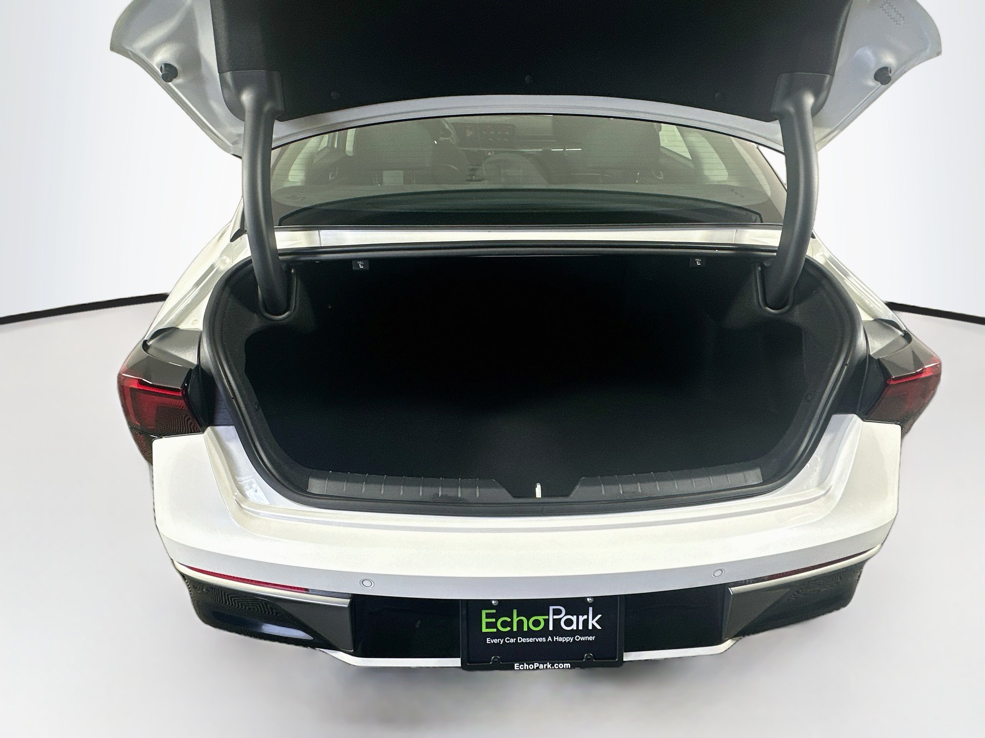 Used 2025 Kia K5 LXS FWD image 27