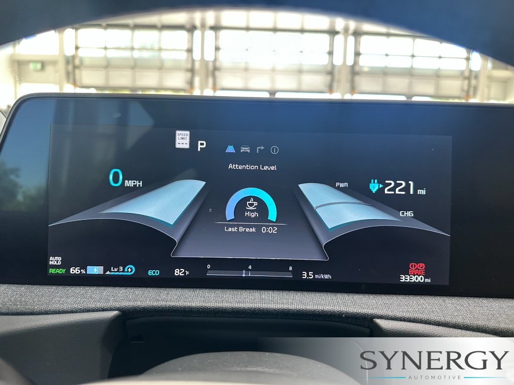 Used 2022 Kia EV6 Wind RWD image 18