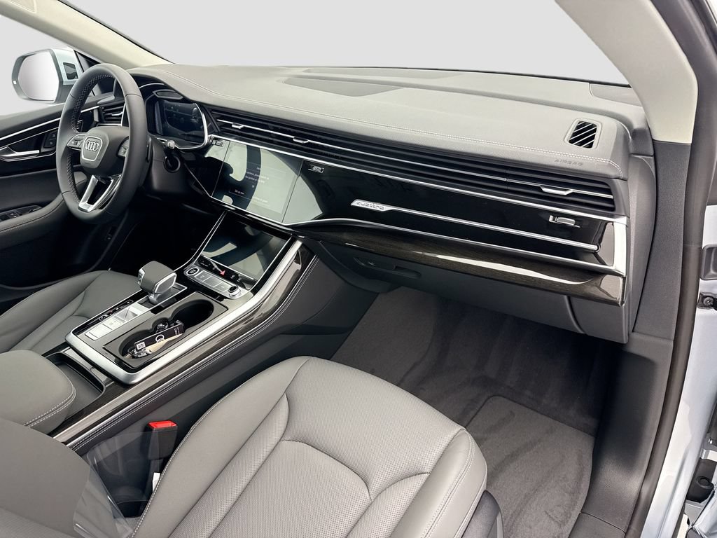 Used 2026 Audi Q8 Premium Plus w/ Premium Plus Package AWD/4WD image 16