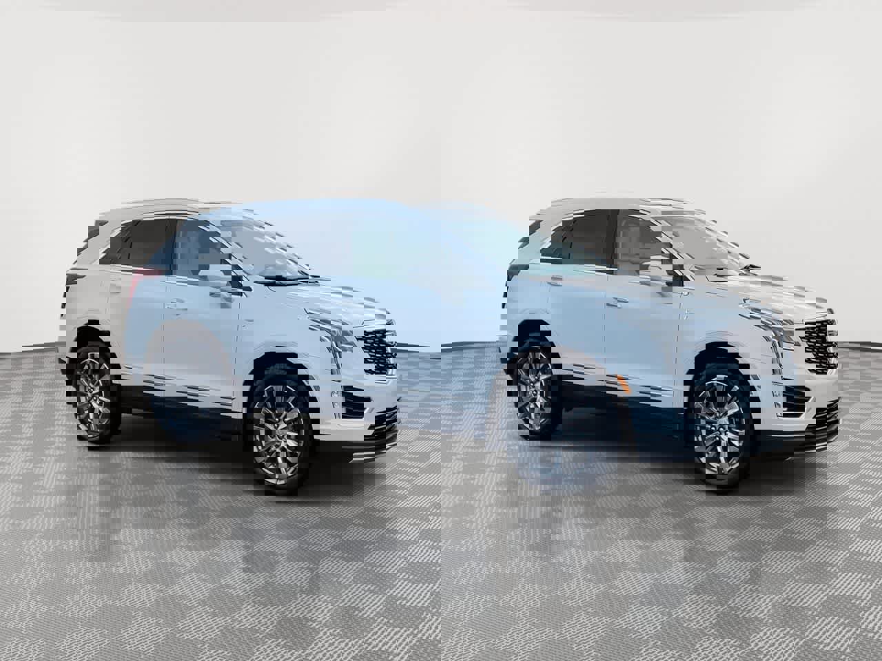 Certified 2023 Cadillac XT5 Premium Luxury w/ LPO, Floor Liner Package image 2