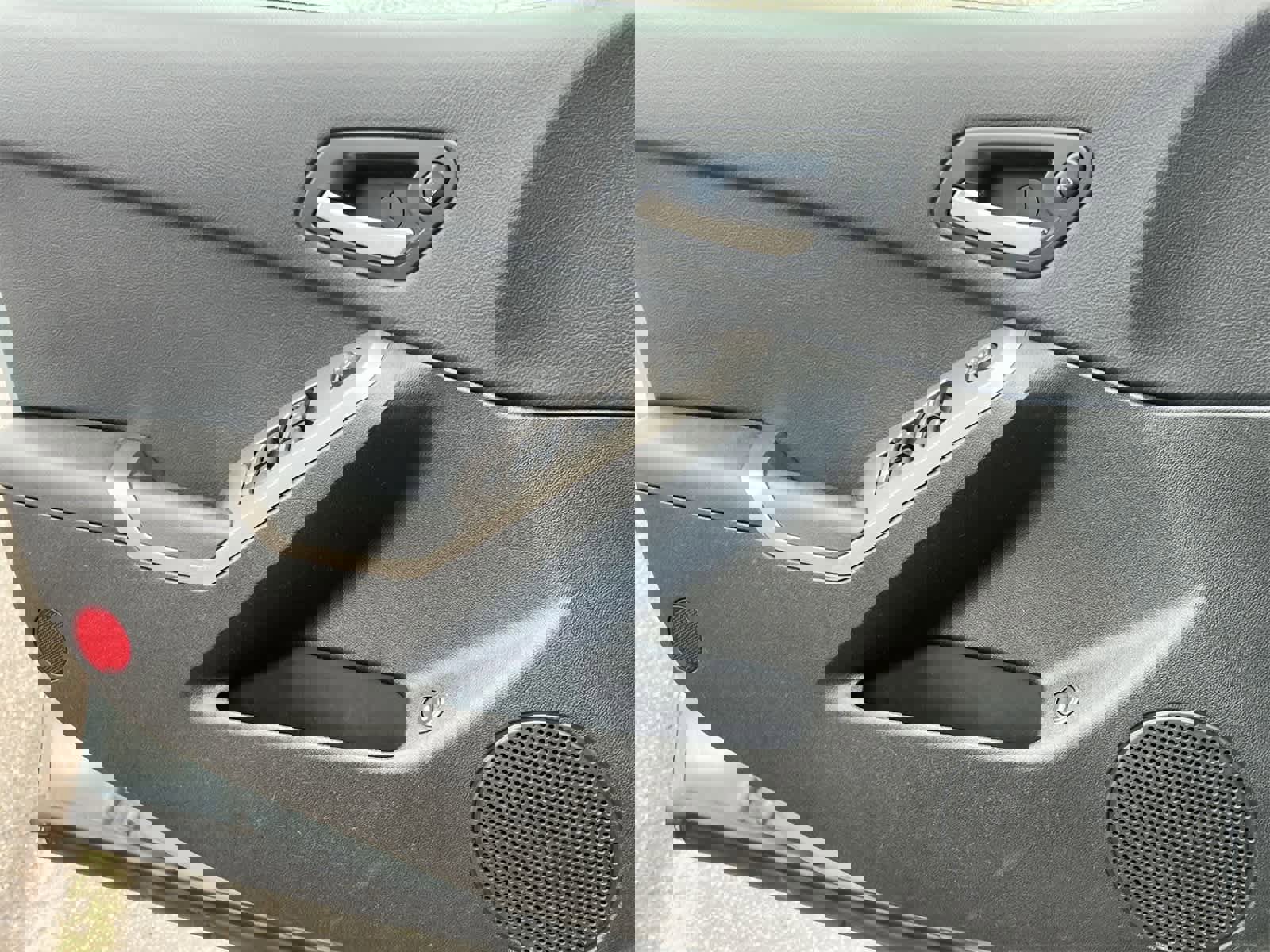 Used 2009 Pontiac G6 Sedan w/ Sun And Sound Package image 28