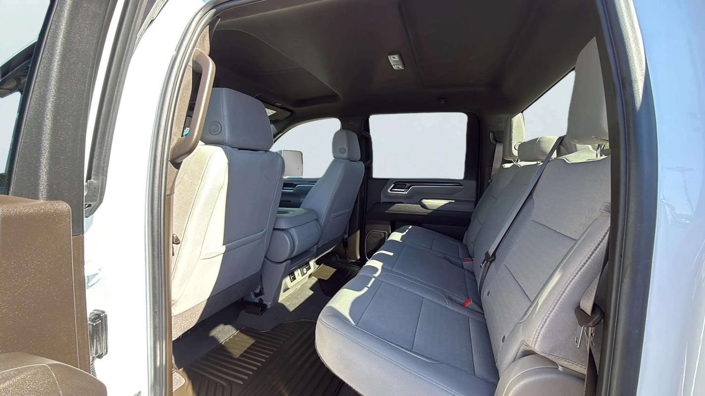 Used 2026 Chevrolet Silverado 2500 LT AWD/4WD image 17