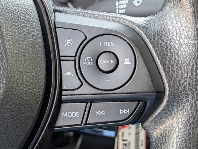 Used 2025 Toyota Corolla LE FWD image 20