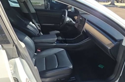 Used 2020 Tesla Model 3 Standard Range RWD image 12