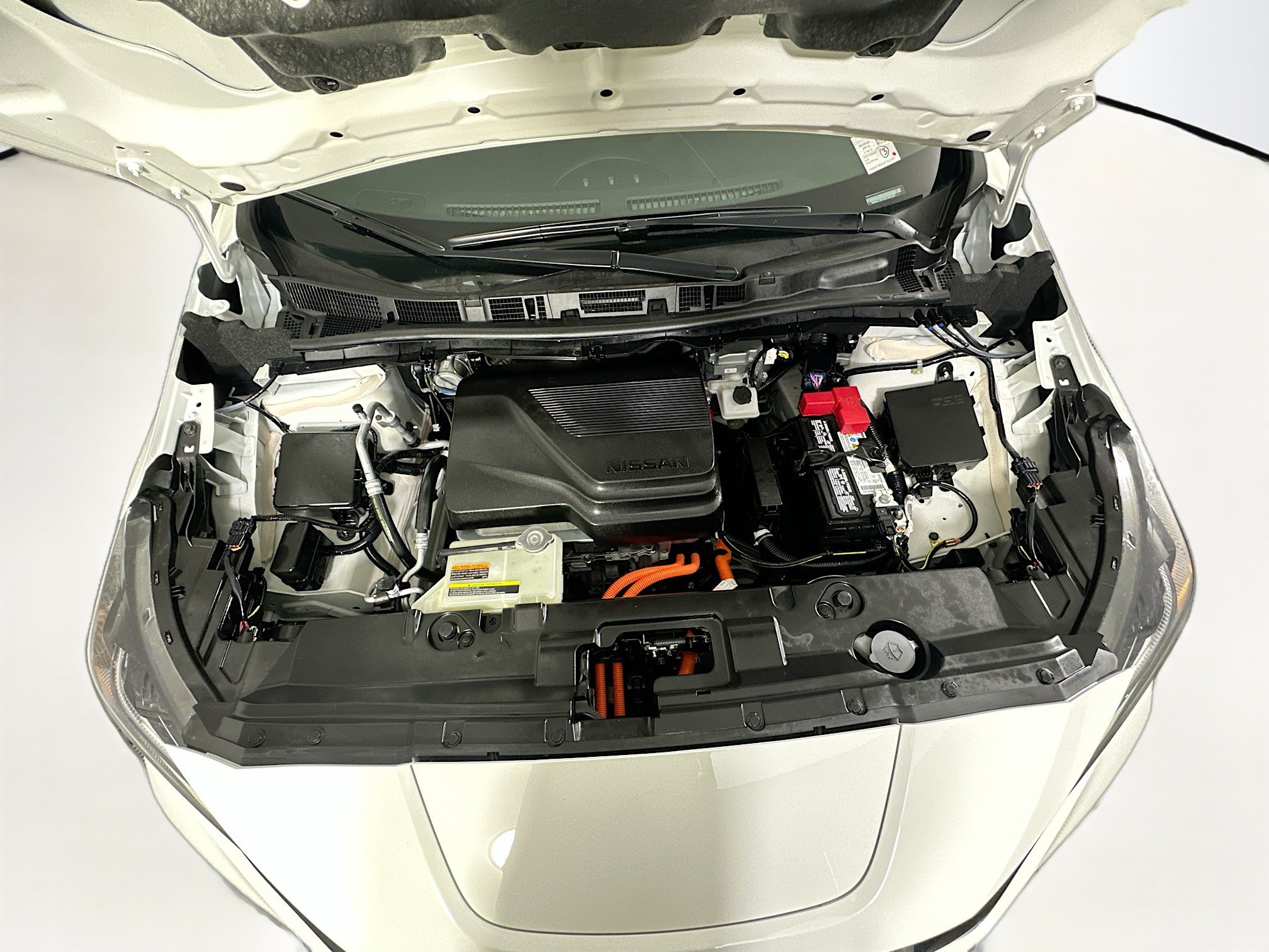 Used 2025 Nissan Leaf S FWD image 30