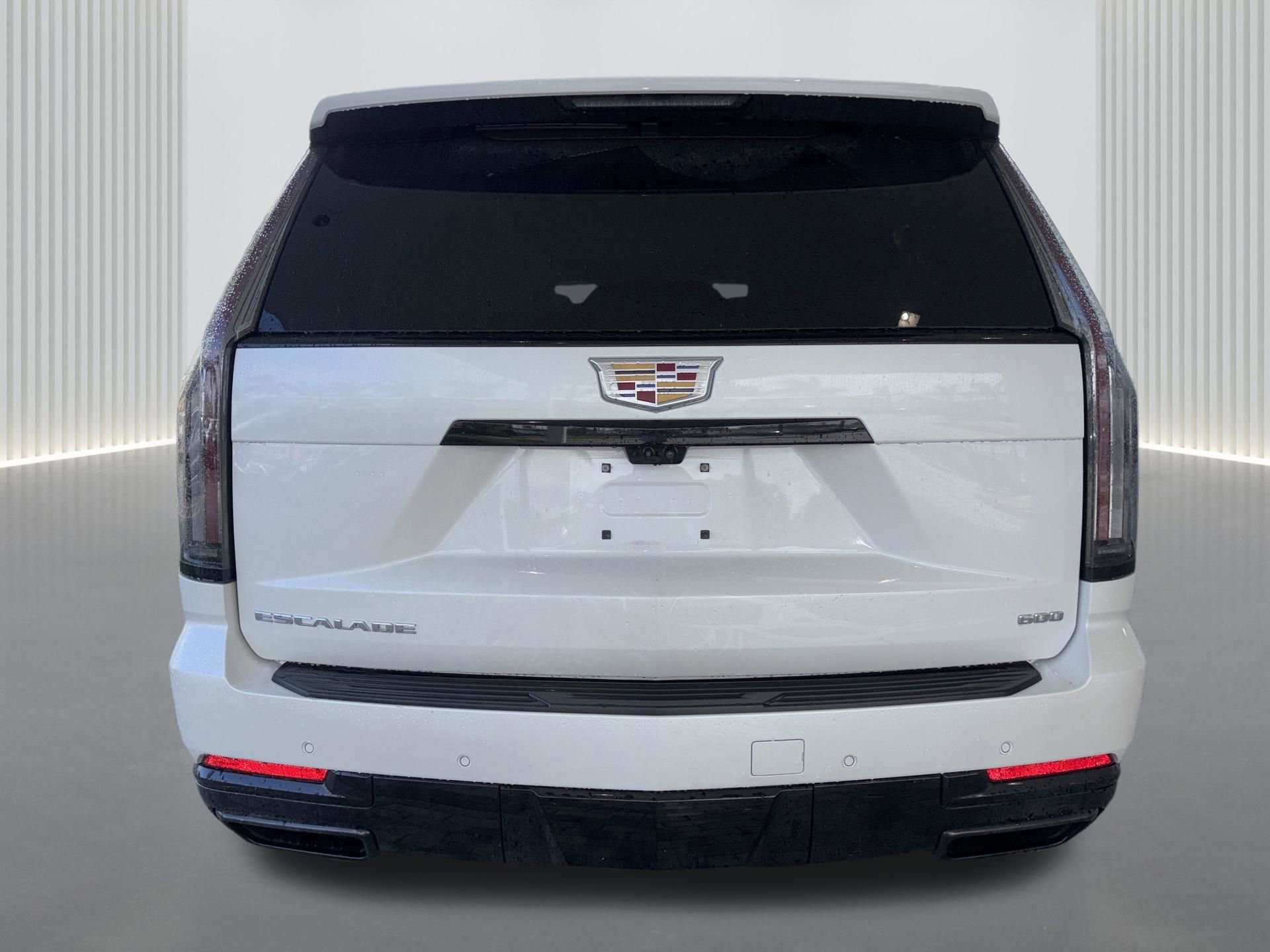 Used 2025 Cadillac Escalade ESV Sport Platinum image 5