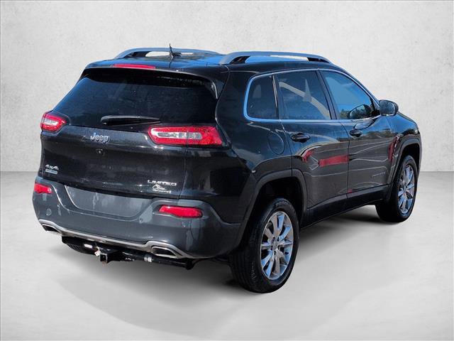 Used 2016 Jeep Cherokee Limited image 3