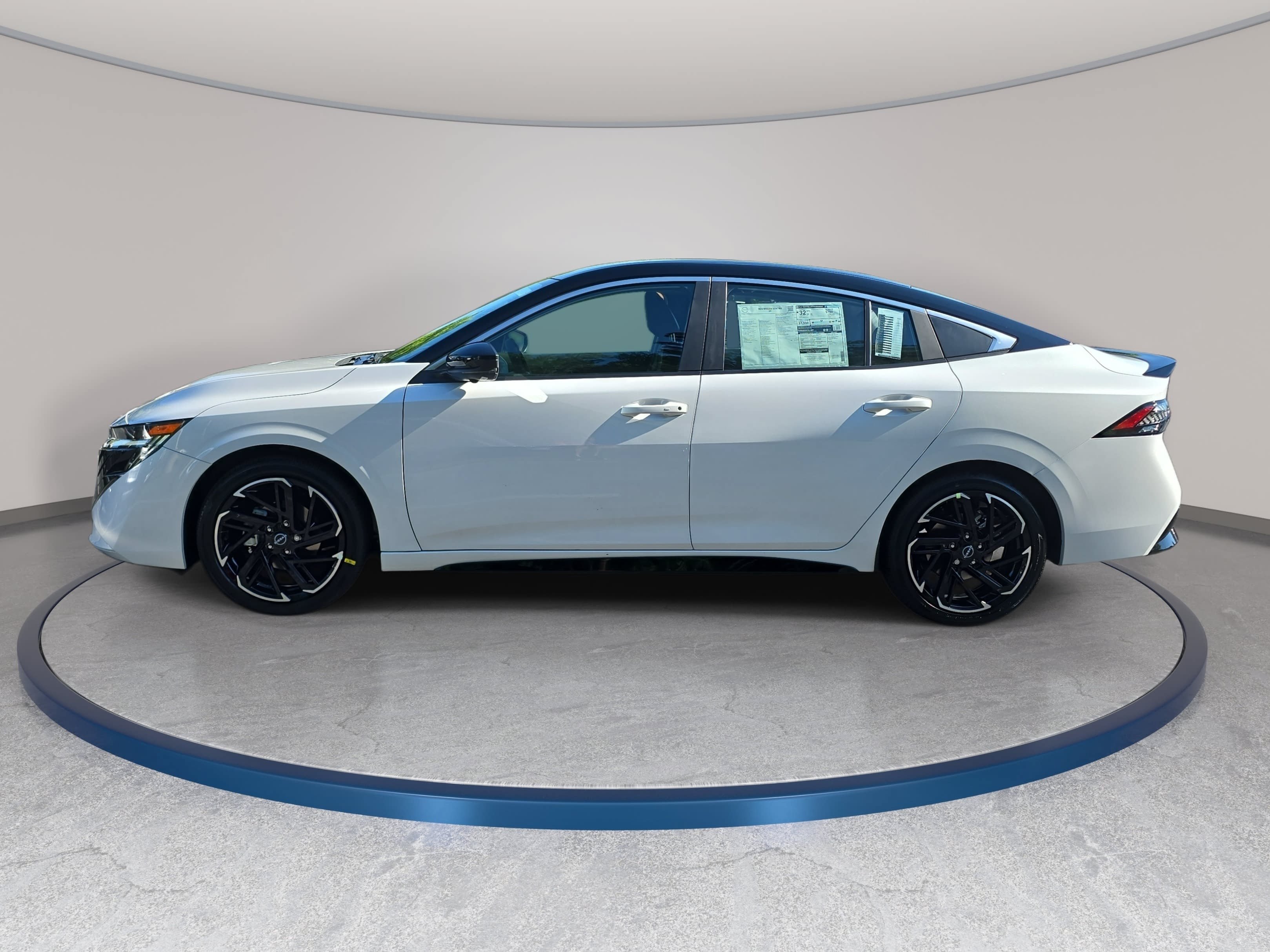 New 2026 Nissan Sentra SR w/ SR Premium Package FWD image 8