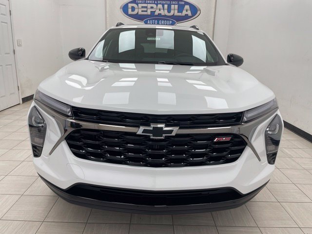 New 2026 Chevrolet Trax RS w/ Sunroof Package FWD image 17