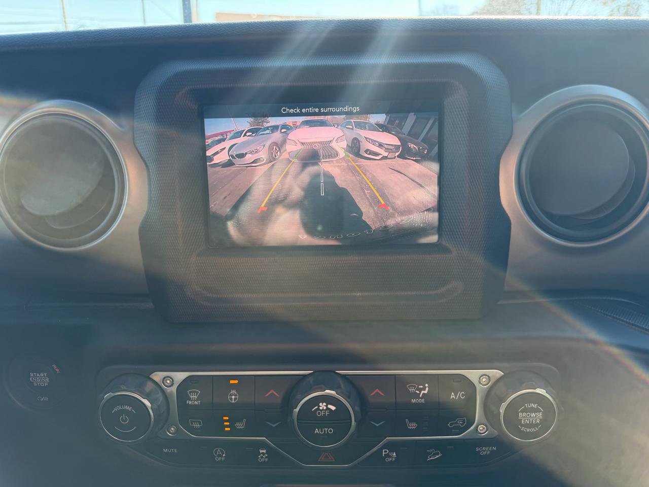 Used 2020 Jeep Wrangler Unlimited Sport image 16